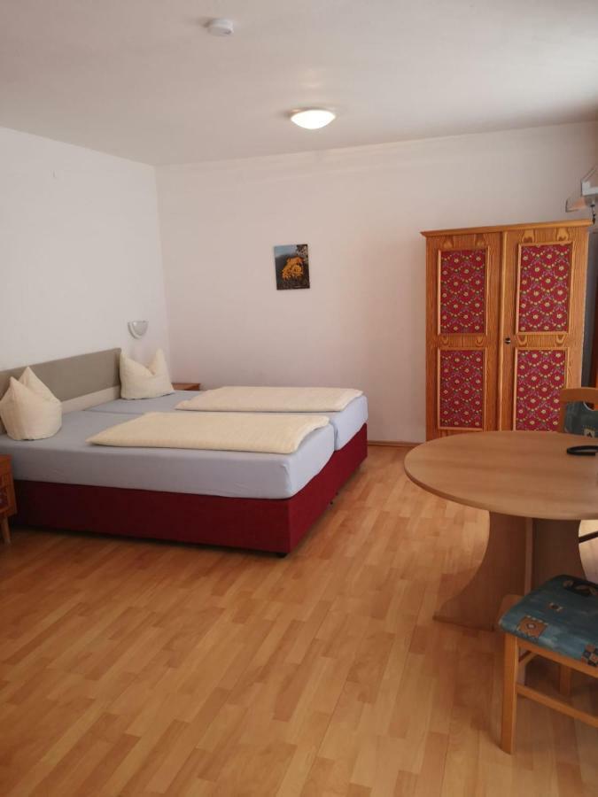 Gasthof Lublass Bed & Breakfast Матрей ин Остирол Екстериор снимка